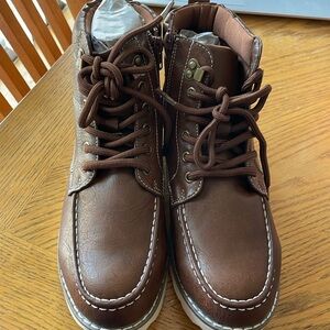 Steve Madden Boy's Dafti Ankle Boot Size 5 NEW in Box